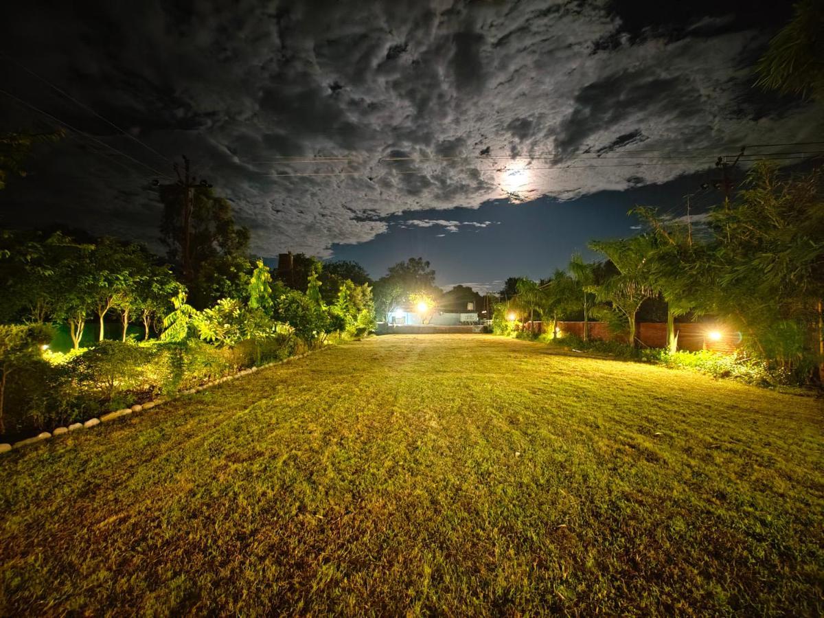 Wanderlust Corbett Resort Garjia Luaran gambar